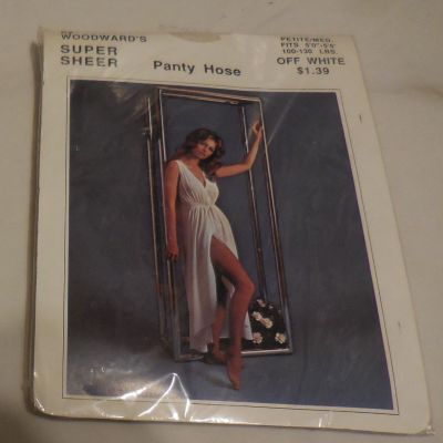 1 Woodward's Super Sheer Panty Hose Off White size Petite Medium  5' - 5'6